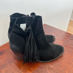 Steve Madden Faulkner Suede Fringe  Black Ankle Western Boho Boots sz 8.5